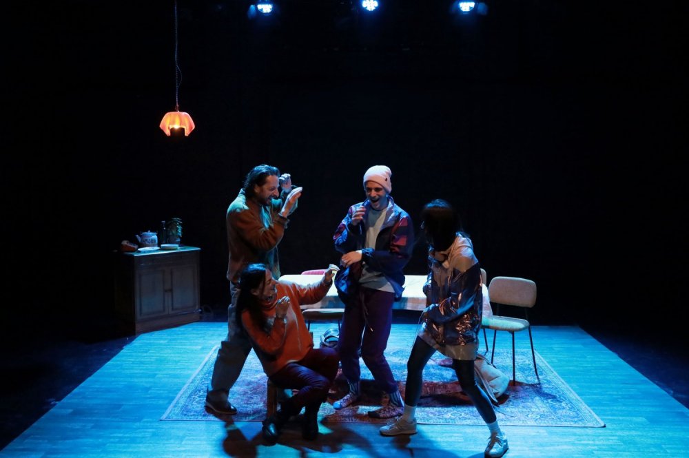 «Μα», μια παράσταση για τον αυτισμό στο Θέατρο Καμπέρειο